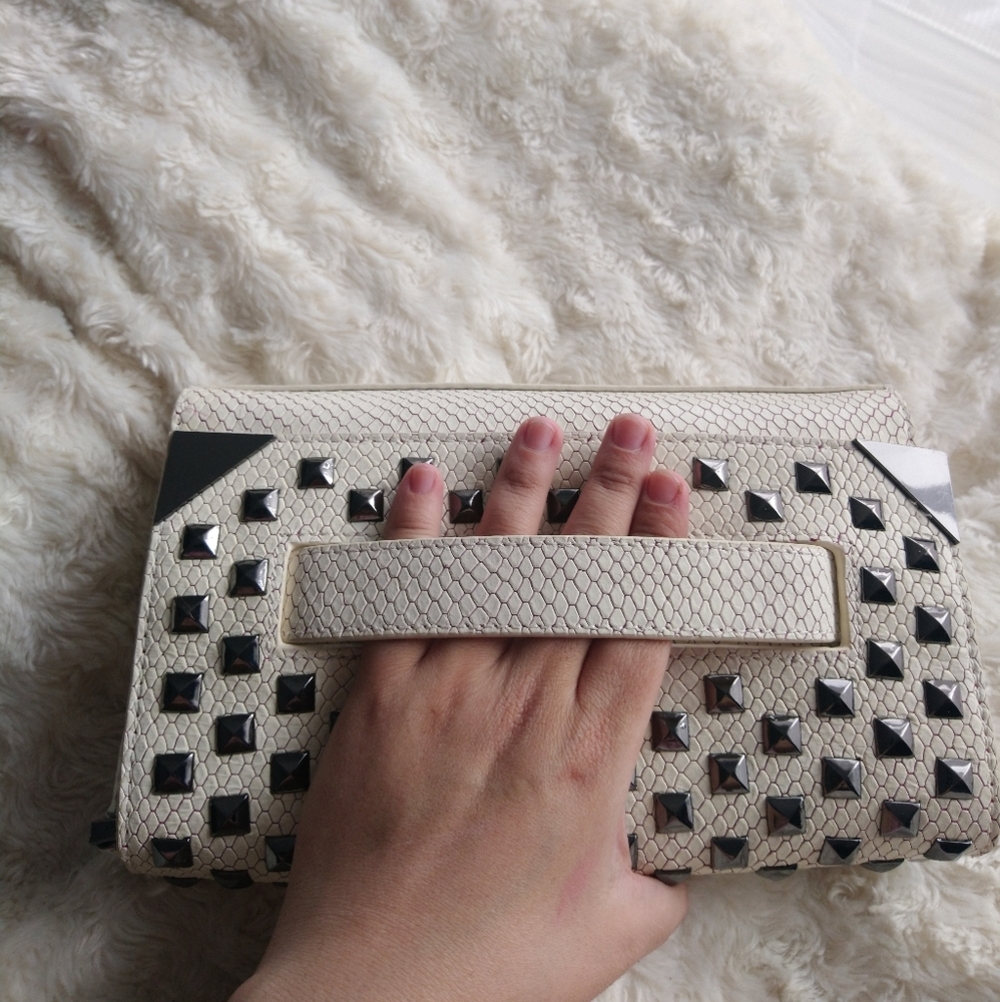 Coco Rocha x Botkier Holiday 2015 Cream Snakeskin Studded Crossbody Chain Clutch - Picture 6 of 12
